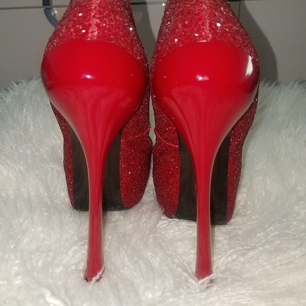 CWC Pumps - Picture 2 of 5
